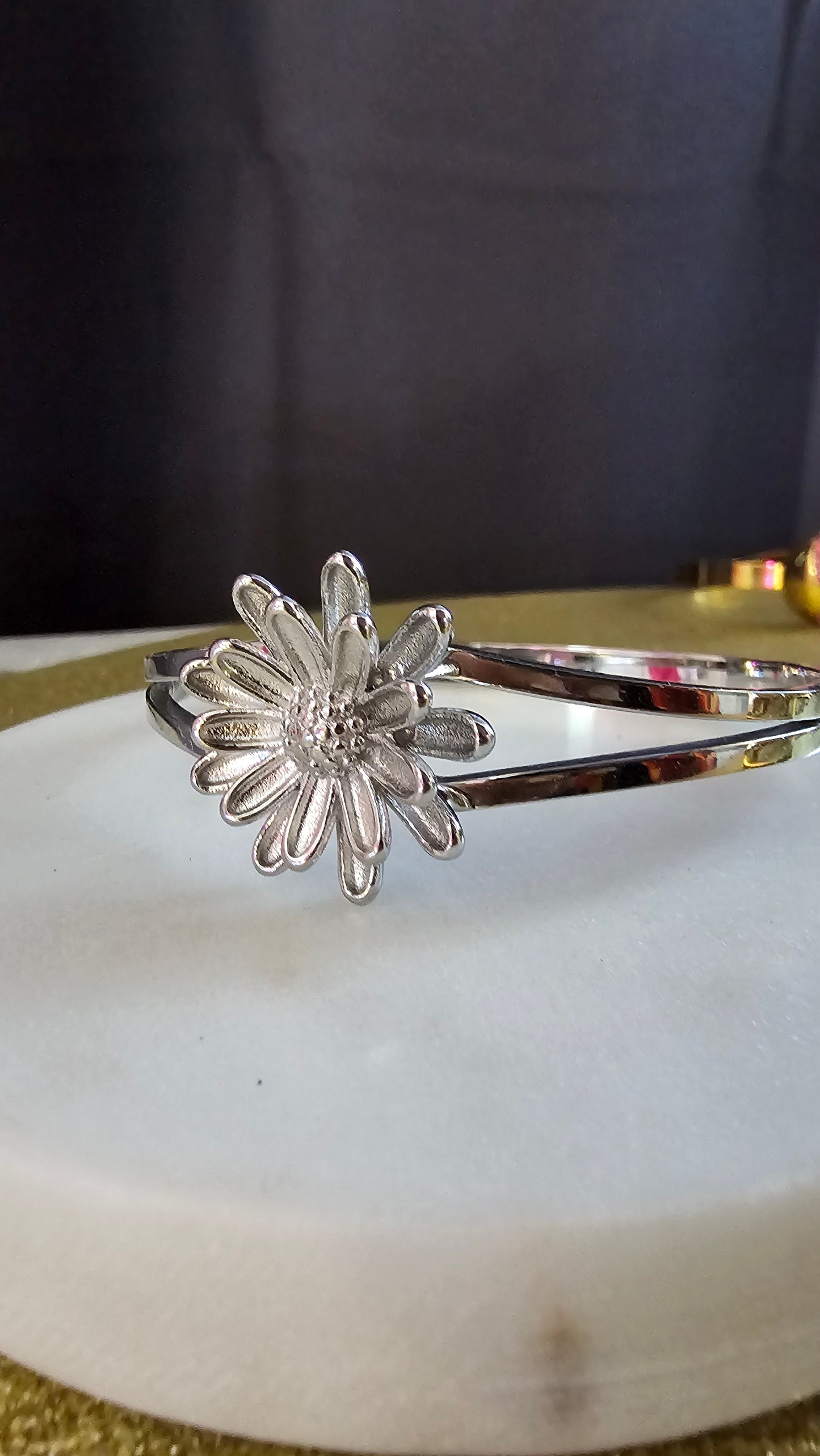 Bracelet marguerite argenté en acier inoxydable